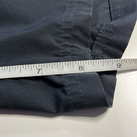 Russell Brand, men’s athletic shorts reflective tape on sides front pockets. MED - Picture 10 of 12